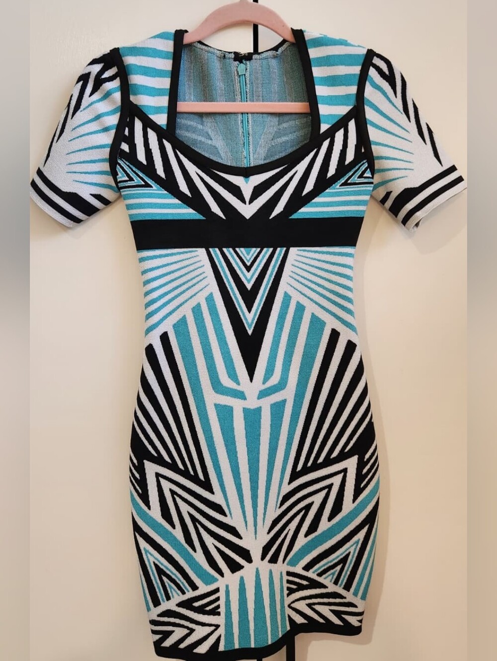 Geometric Bodycon Dress in Aqua, Black & White Size Small